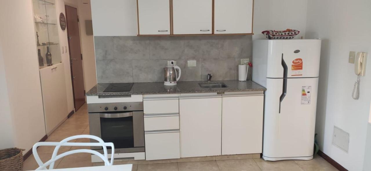 Ferienwohnung Temporario La Plata, Frente A Plaza Malvinas! Unico! Con Cochera Opcional! Exterior foto