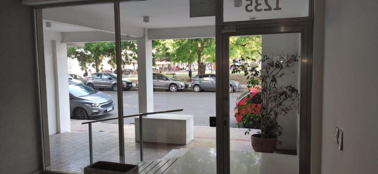 Ferienwohnung Temporario La Plata, Frente A Plaza Malvinas! Unico! Con Cochera Opcional! Exterior foto
